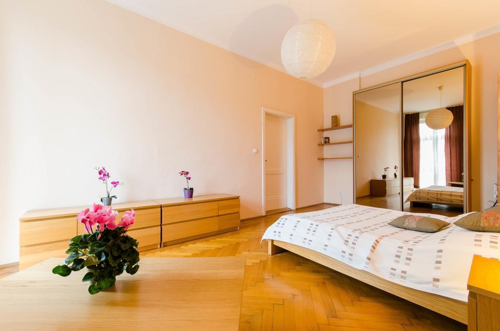 Fantasia Apartments Kraków Eksteriør billede